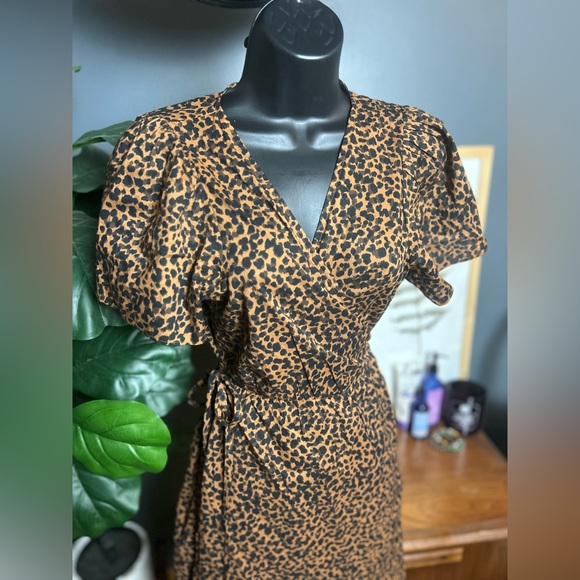 Madewell Leopard Cheetah Print Wrap Dress - Picture 5 of 7